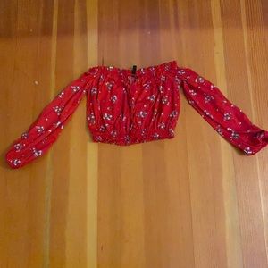 cute sleeveless crop top